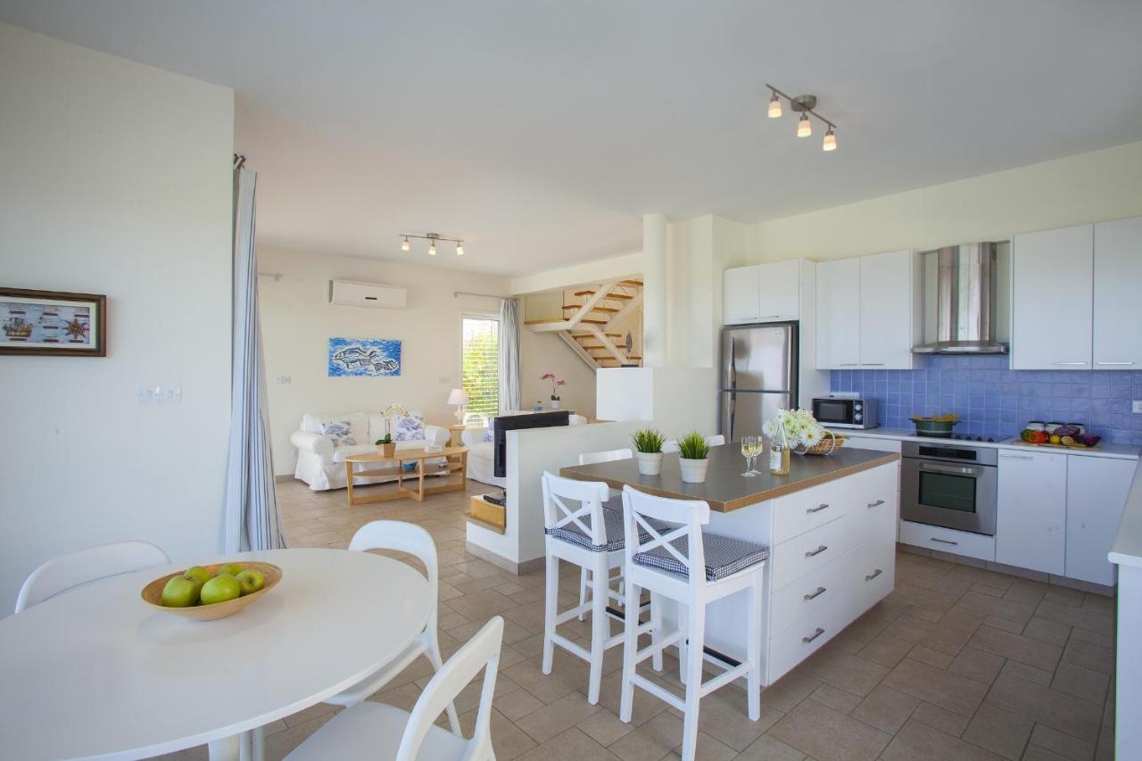 Protaras Seafront Villa Melissa Exteriör bild